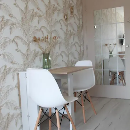 Apartamento Les Palmiers - Avec Piscine Proche Plages - Wifi Et Clim Antibes