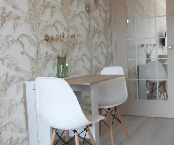 Apartman Les Palmiers - Avec Piscine Proche Plages - Wifi Et Clim Antibes